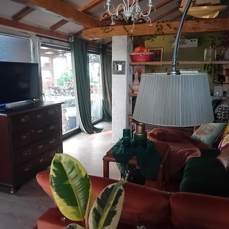Rose Room 40M2 With Terrace 25M2 In Greeny Area For 4 Person ليوبليانا المظهر الخارجي الصورة